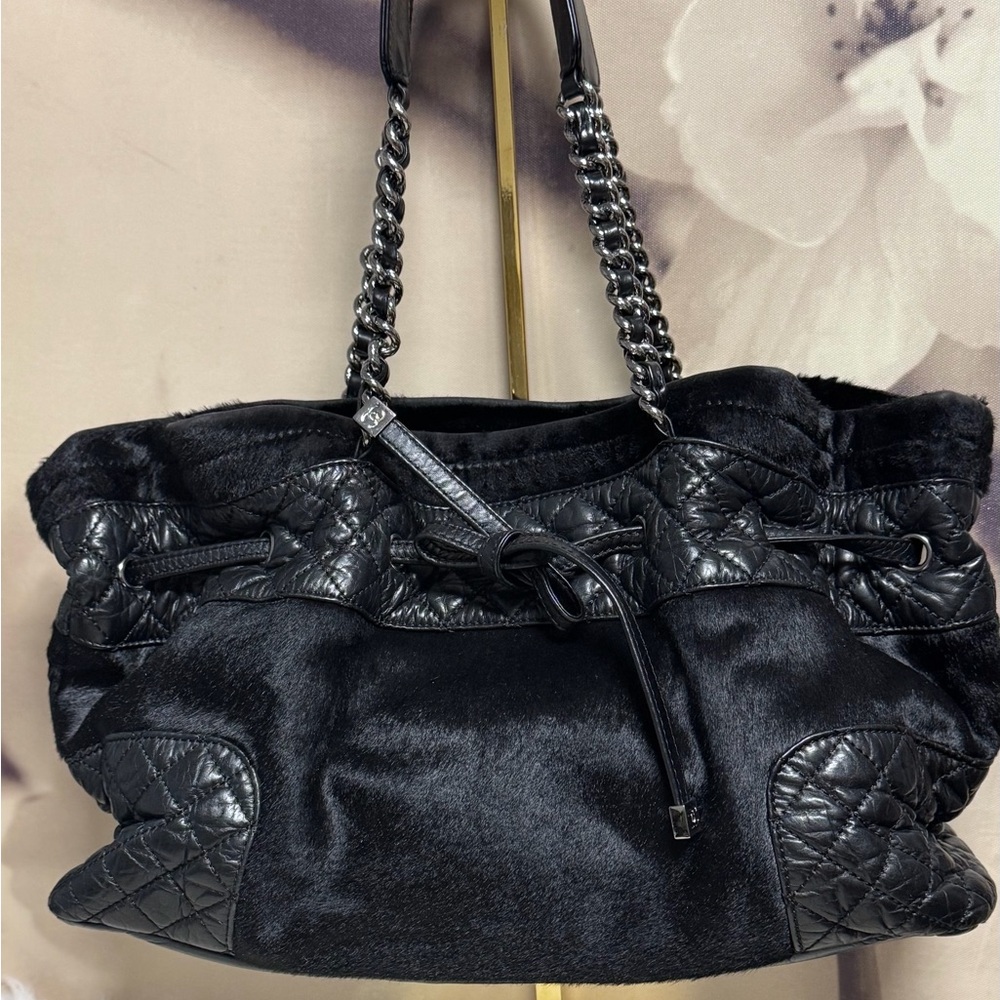 Chanel Black Tote Bag Pony hair size medium VGUC